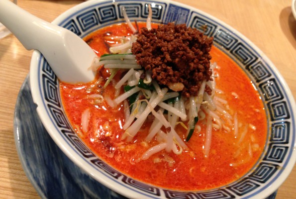 赤坂 「希須林」 担々麺950円